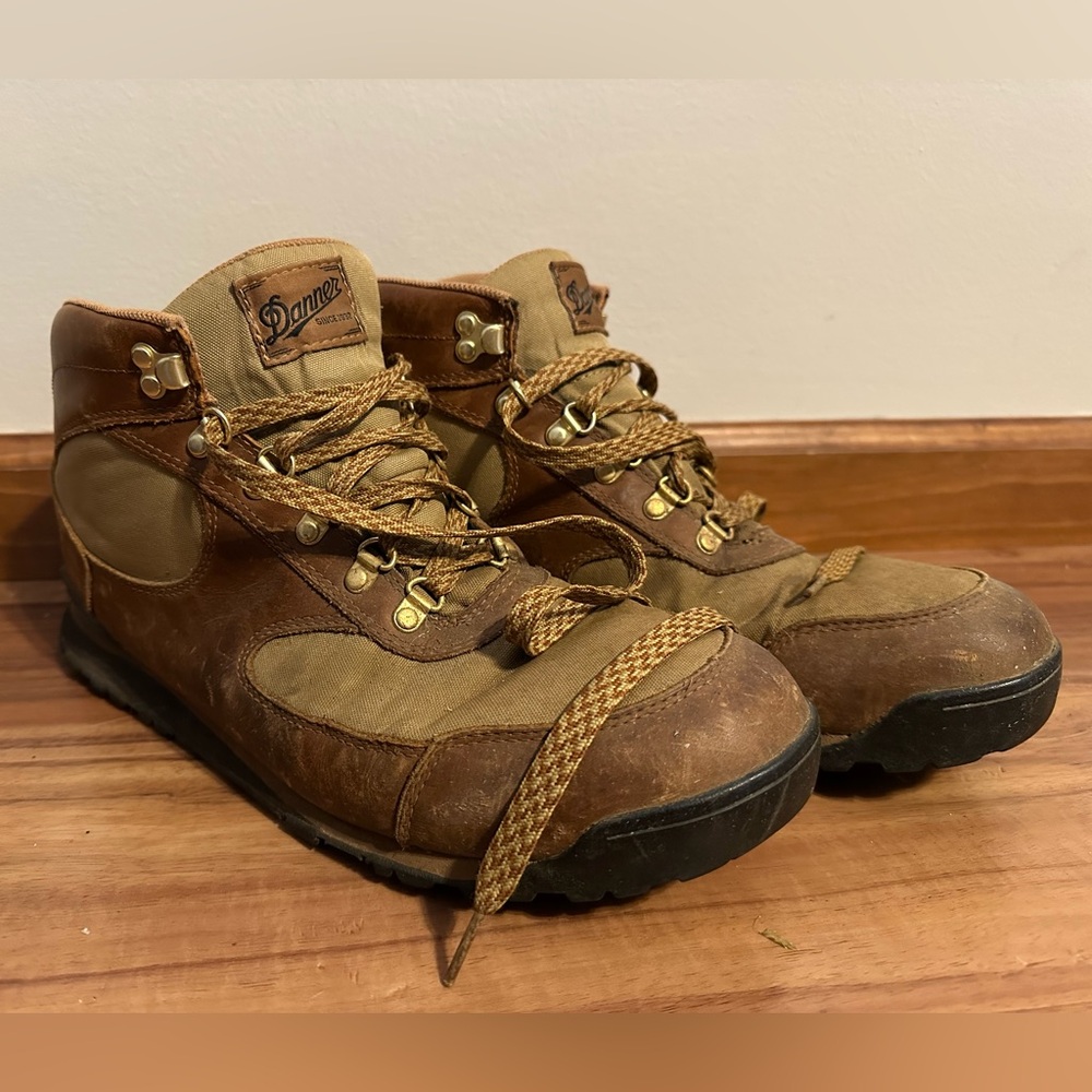 Danner Jag men’s brown hiking boot size 11.5